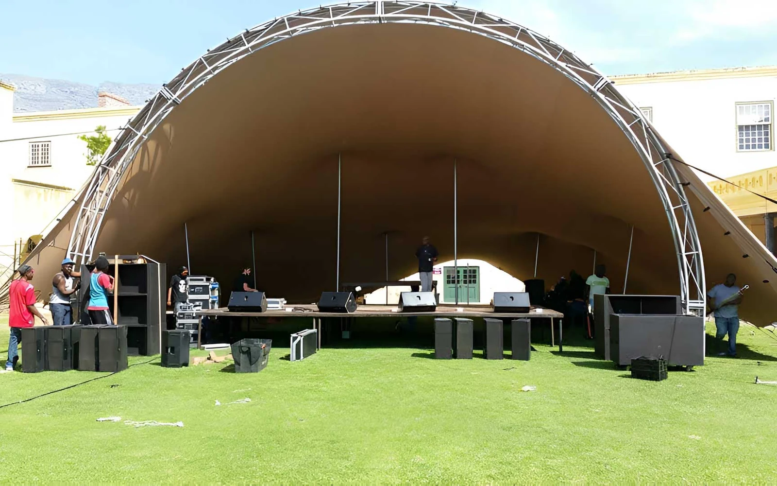 Custom manufactured arch stretch tent